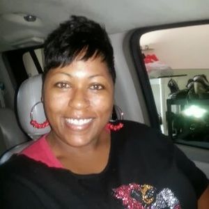 Meet your Posher, Reneshia